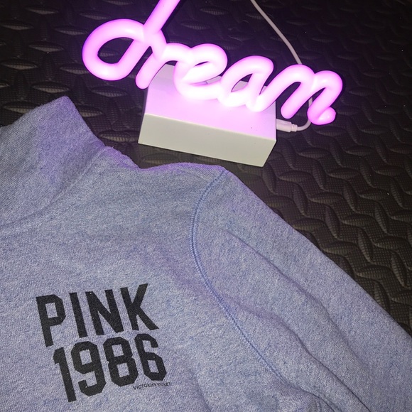 Hand crafted * Cropped Half Zip Sweatshirt - Picture 3 of 12